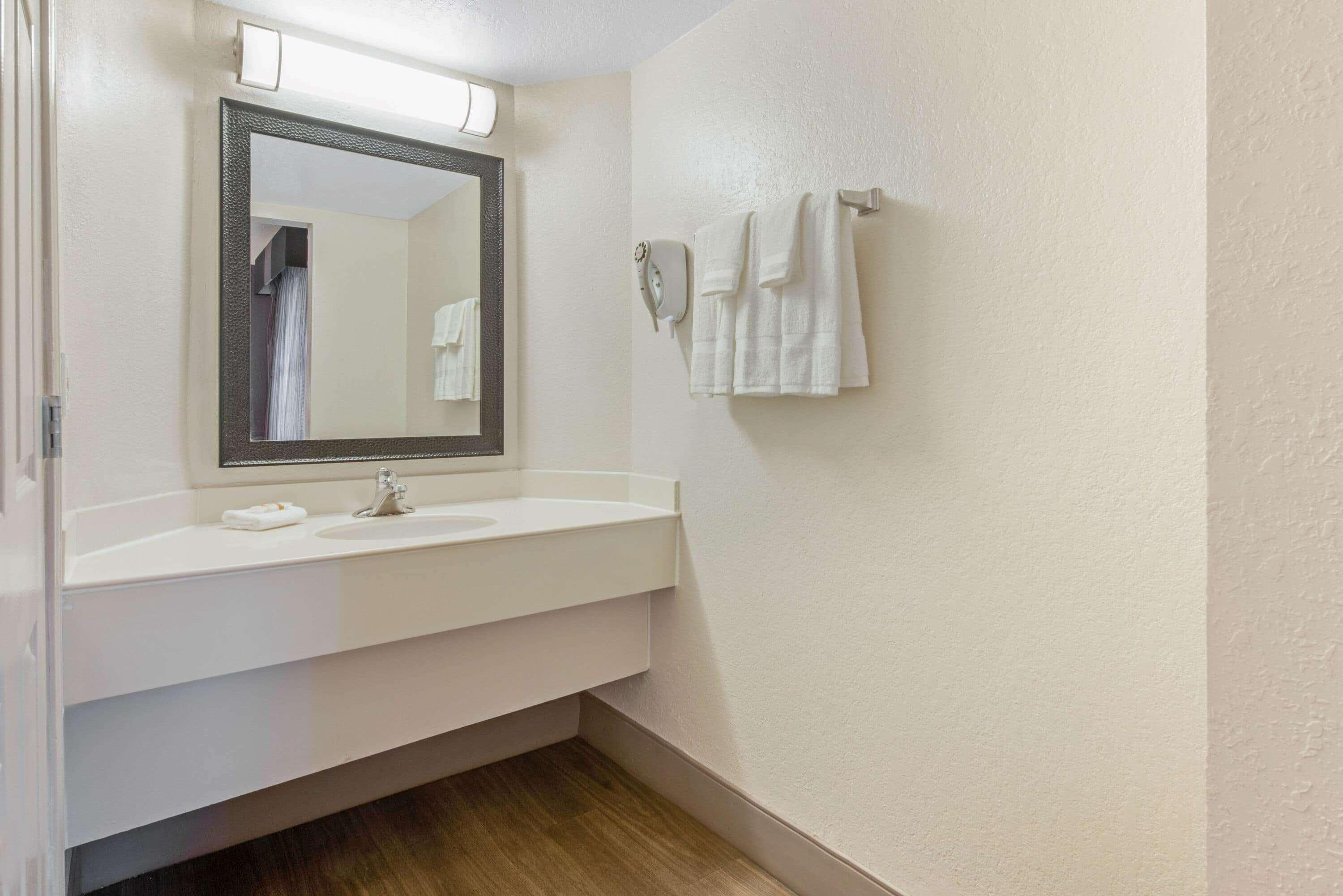 La Quinta Inn By Wyndham Miami Airport North Miami Springs Dış mekan fotoğraf