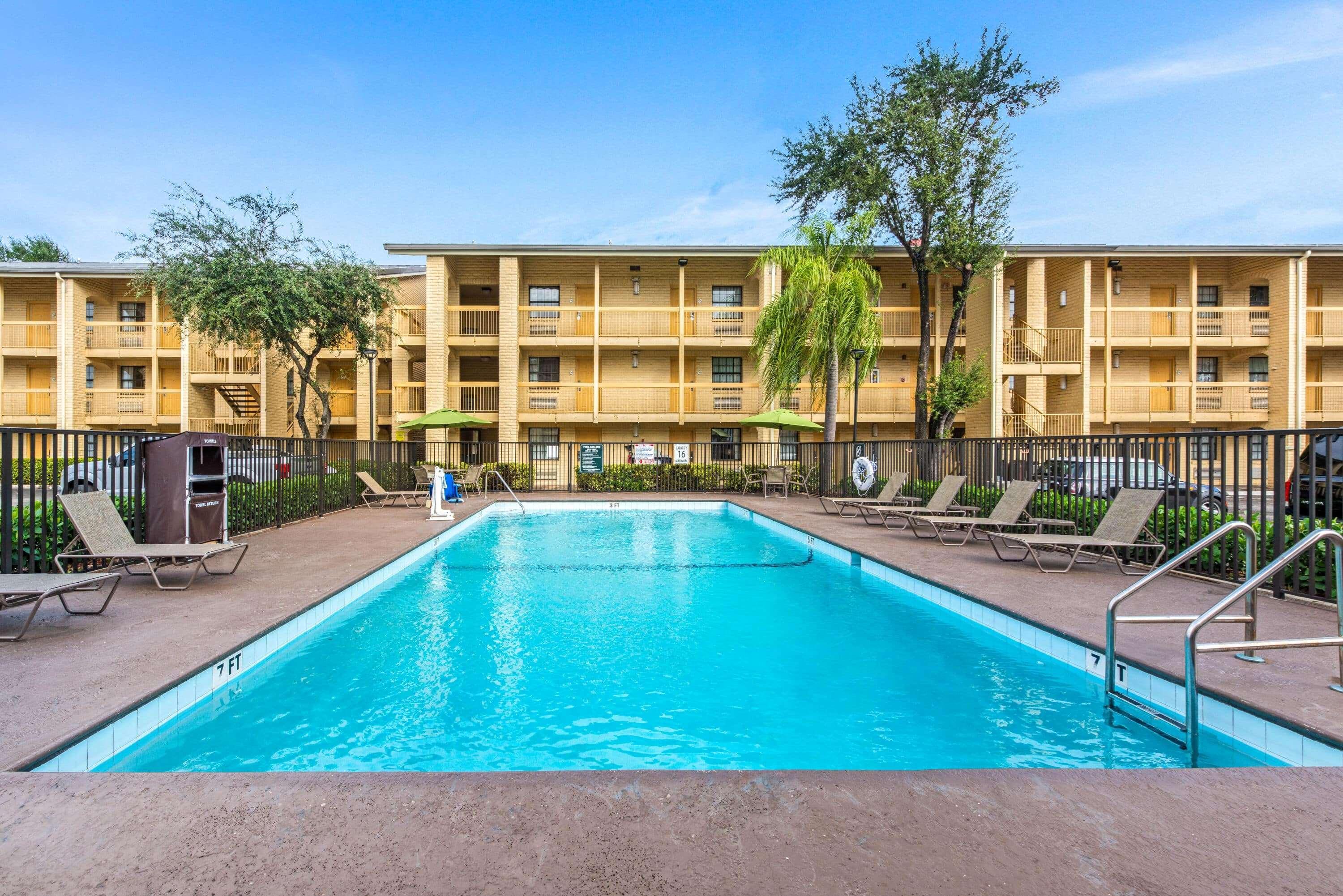 La Quinta Inn By Wyndham Miami Airport North Miami Springs Dış mekan fotoğraf