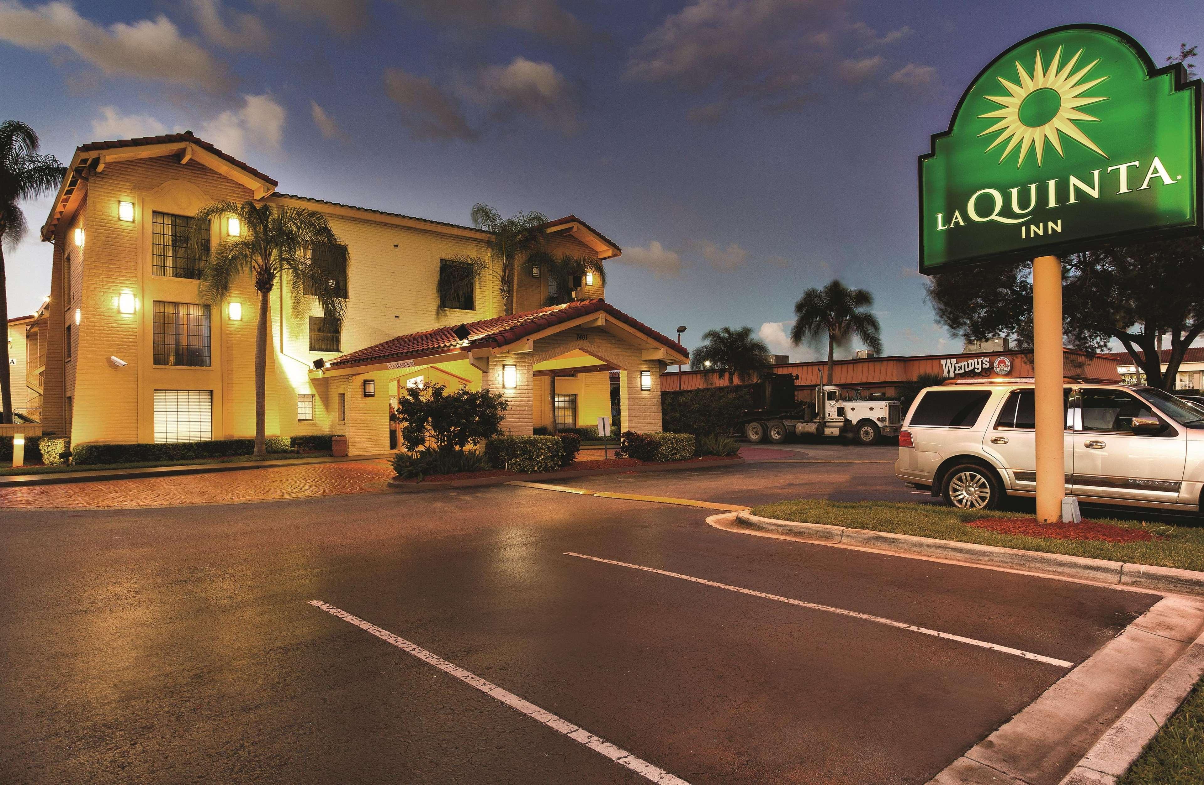 La Quinta Inn By Wyndham Miami Airport North Miami Springs Dış mekan fotoğraf