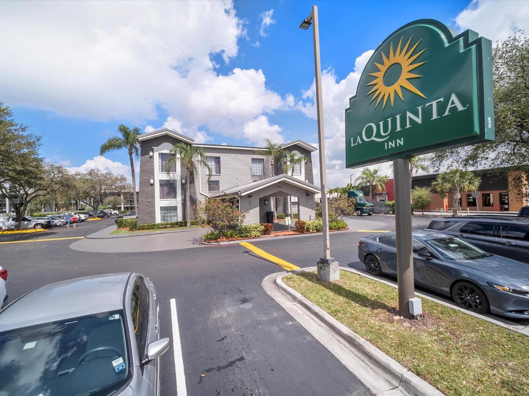 La Quinta Inn By Wyndham Miami Airport North Miami Springs Dış mekan fotoğraf