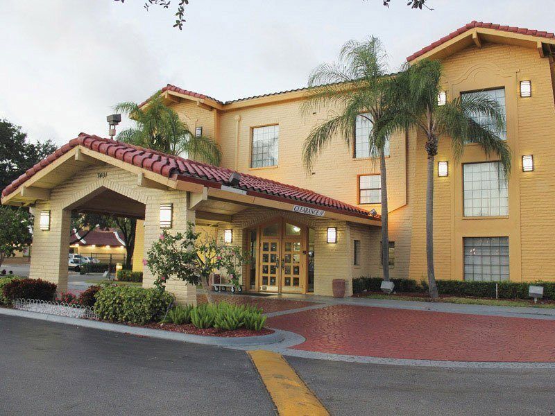 La Quinta Inn By Wyndham Miami Airport North Miami Springs Dış mekan fotoğraf